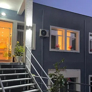 *** Hotel Deni's Albania