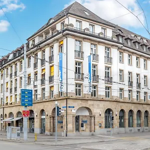 Royal - Urban Living Отель